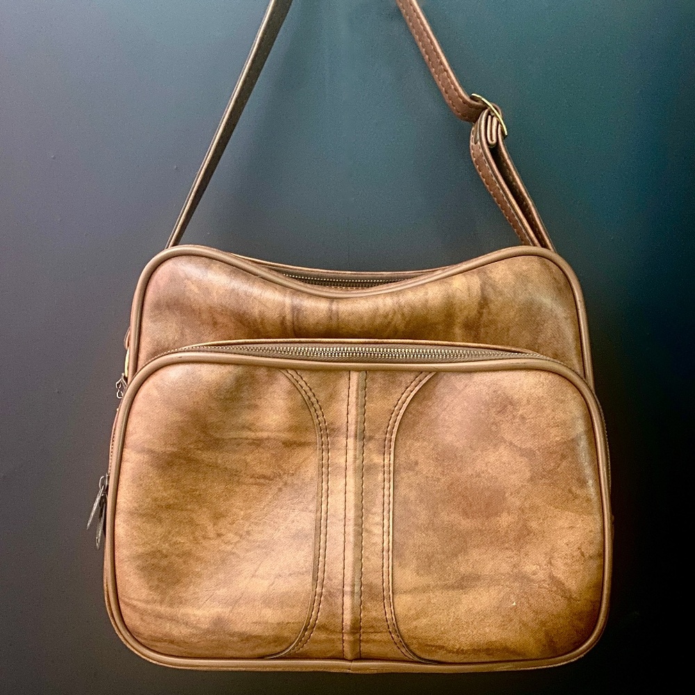 VINTAGE Encore by Airway Leather Carry-On Shoulder Bag in Cognac Brown